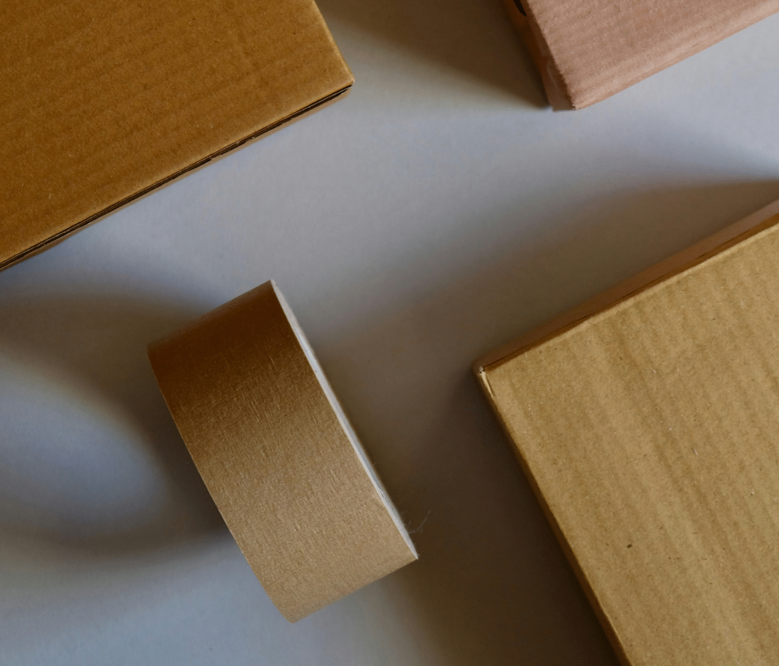 Imballaggi sostenibili per oggetti stravaganti